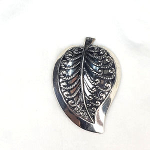 Vintage Danecraft Ornate Sterling Silver Signed Leaf Brooch